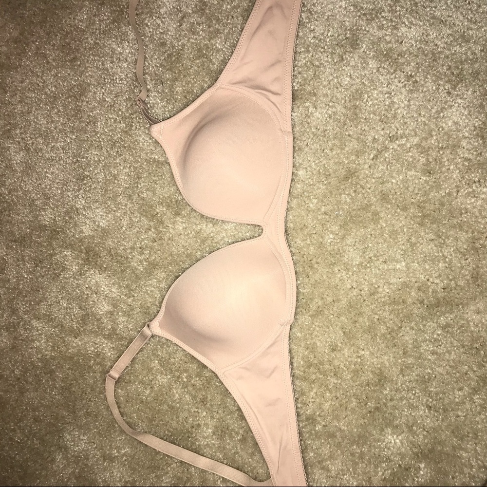two bras fit 32 B or A